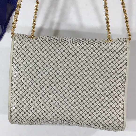 Whiting and Davis vintage white evening bag - Picture 5 of 14